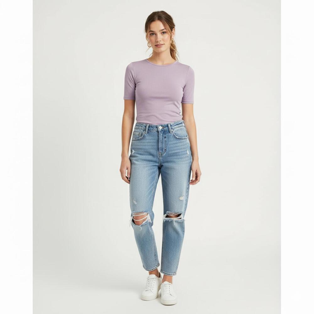 Zara Women's Distressed Light Wash Denim Jeans